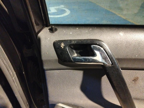 MANETA INTERIOR TRASERA DERECHA Volkswagen POLO IV (9N1) 