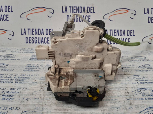  CERRADURA PUERTA TRASERA IZQUIERDA 
