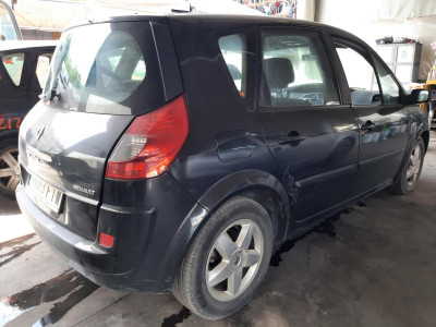 RENAULT SCENIC II (JM)