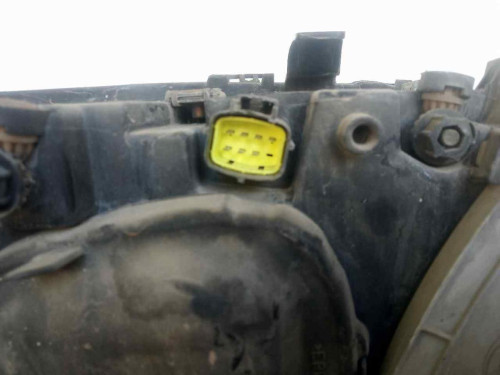 FARO IZQUIERDO Chrysler VOYAGER (RG) 