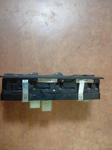 MANDO ELEVALUNAS DELANTERO IZQUIERDO Jeep GRAND CHEROKEE (WK) 