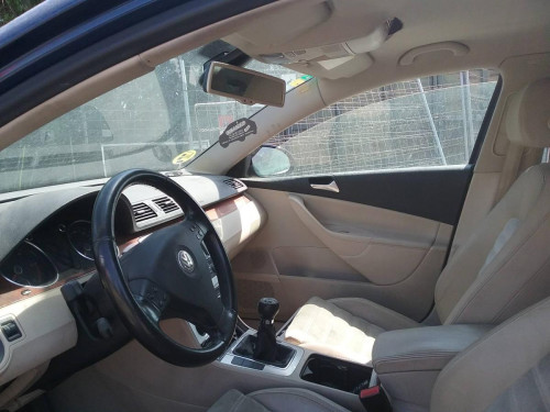  VOLKSWAGEN PASSAT BERLINA (3C2) 
