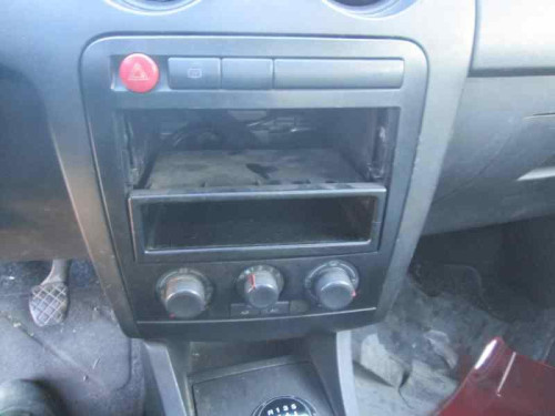 SEAT IBIZA (6L1) — автомобиль-донор на запчасти 