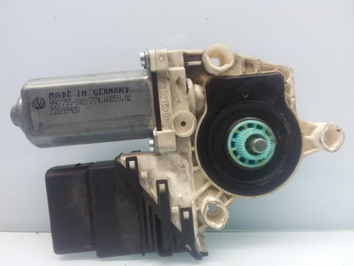 MOTOR LIMPIA TRASERO 