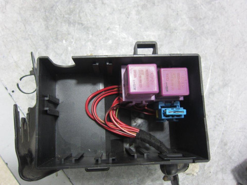  CAJA RELES / FUSIBLES Opel ASTRA G BERLINA 