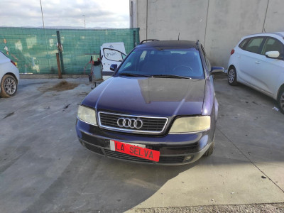 AUDI A6 AVANT (4B5)