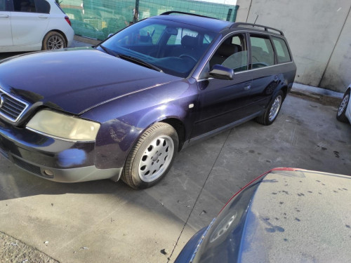 AUDI A6 AVANT (4B5) — vehículo donante para recambios 
