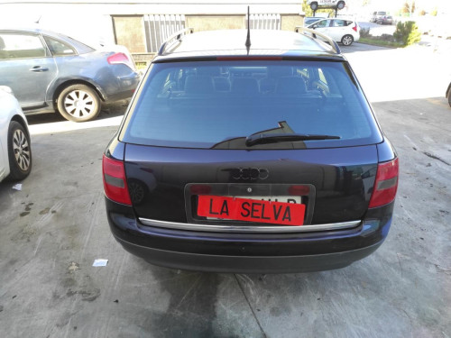 AUDI A6 AVANT (4B5) — vehículo donante para recambios 