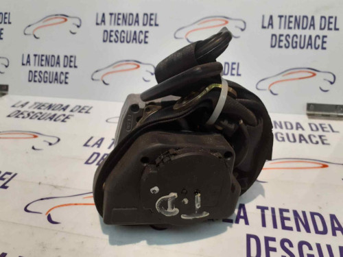  CINTURON SEGURIDAD TRASERO DERECHO 