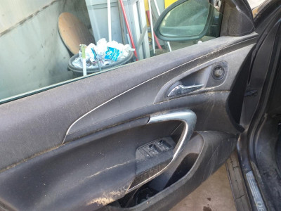 OPEL INSIGNIA BERLINA