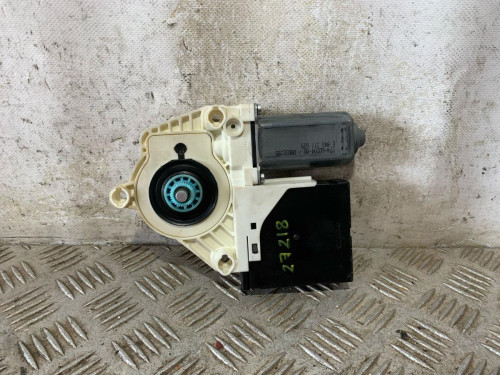 MOTOR ELEVALUNAS DELANTERO IZQUIERDO 