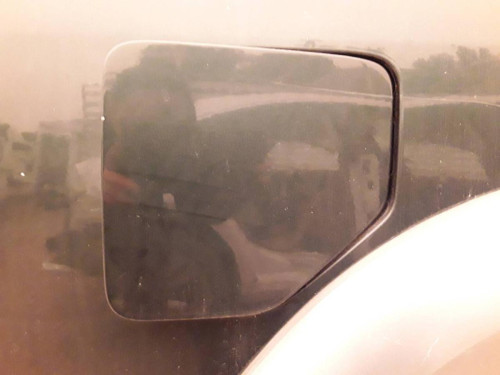 TAPA EXTERIOR COMBUSTIBLE Nissan PATROL GR (Y61) 