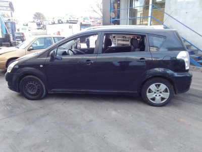 TOYOTA COROLLA VERSO (R1)