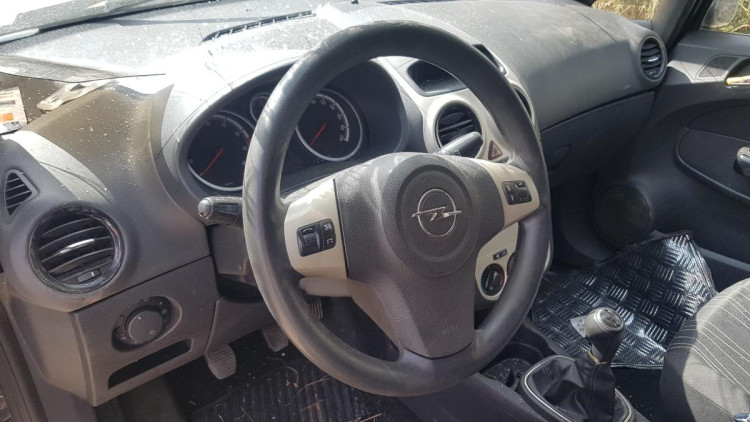 Opel Corsa D (2006->) Limited Edition