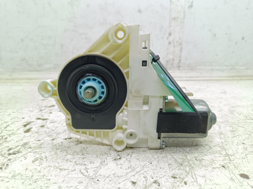 MOTOR ELEVALUNAS TRASERO DERECHO Audi A6 ALLROAD QUATTRO (4GJ) 