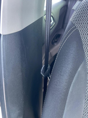 CINTURON SEGURIDAD DELANTERO DERECHO