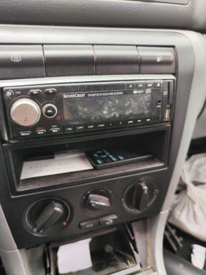 SISTEMA AUDIO / RADIO CD