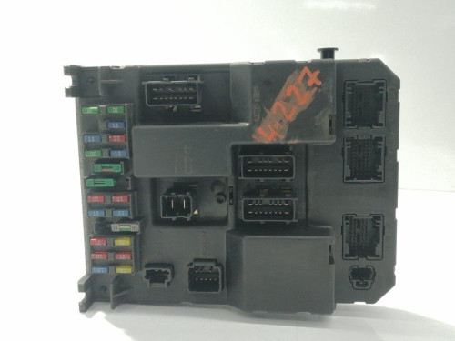  CAJA RELES / FUSIBLES Peugeot 307 (S1)(04.2001) 