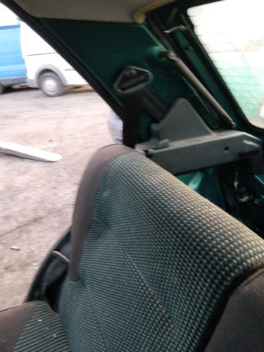 CINTURON SEGURIDAD TRASERO DERECHO PEUGEOT 106 (S2) 