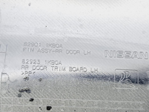 GUARNECIDO PUERTA TRASERA IZQUIERDA NISSAN JUKE (F15E) 