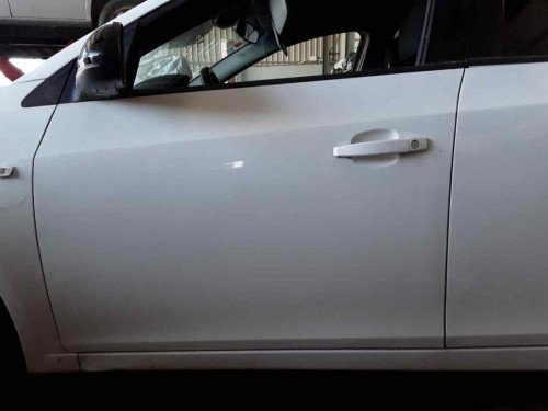 PUERTA DELANTERA IZQUIERDA Chevrolet CRUZE 5-PUERTAS 