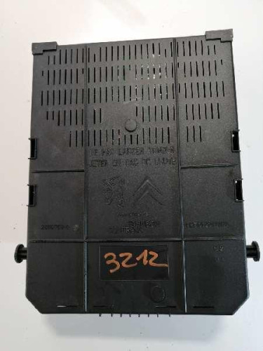  CAJA RELES / FUSIBLES CITROEN C4 PICASSO 
