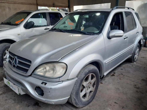  MERCEDES-BENZ CLASE ML (BM 163) 