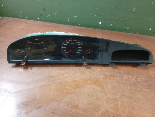 CUADRO INSTRUMENTOS AUDI 100 BERLINA (C4) 