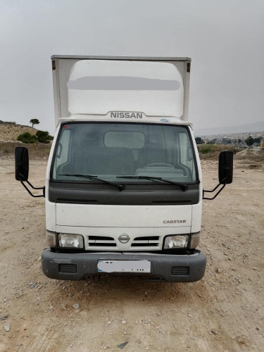 NISSAN CABSTAR — автомобиль-донор на запчасти 