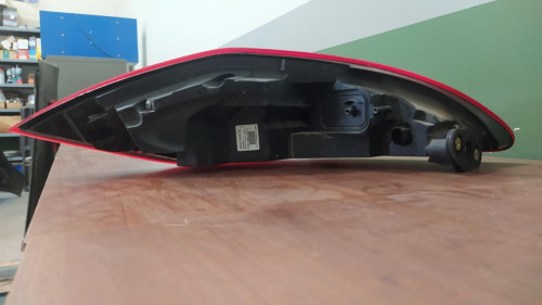 PILOTO TRASERO DERECHO PORSCHE PANAMERA (TIPO 970) 
