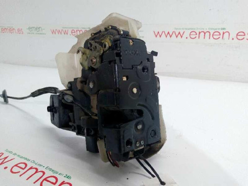  CERRADURA PUERTA DELANTERA DERECHA Volkswagen PASSAT BERLINA (3B3) 