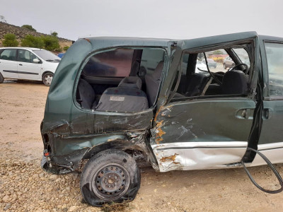 NISSAN SERENA (C23M)