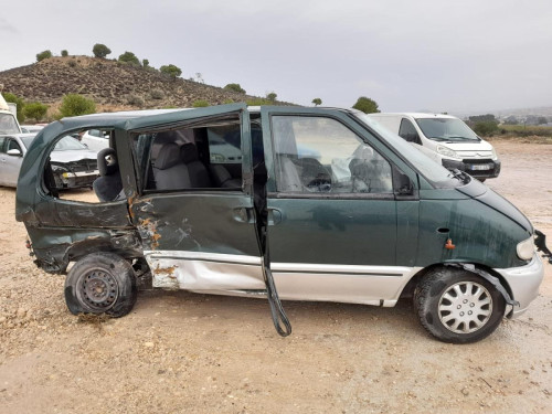 NISSAN SERENA (C23M) — автомобиль-донор на запчасти 