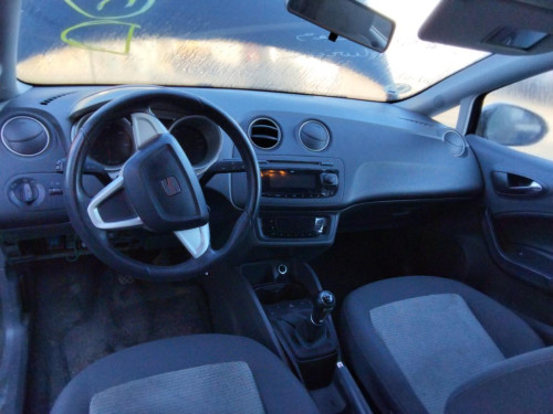 SEAT IBIZA BERLINA (6J5) — vehículo donante para recambios 