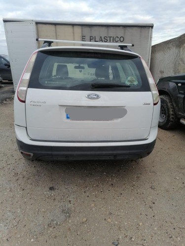 FORD FOCUS SPORTBREAK (CB4) — vehículo donante para recambios 