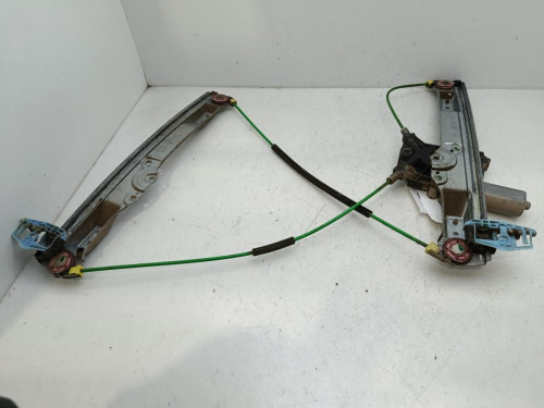 ELEVALUNAS DELANTERO IZQUIERDO Opel CORSA D 
