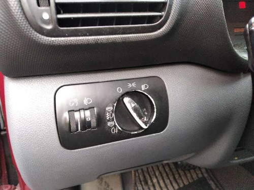  SEAT TOLEDO (1M2) 