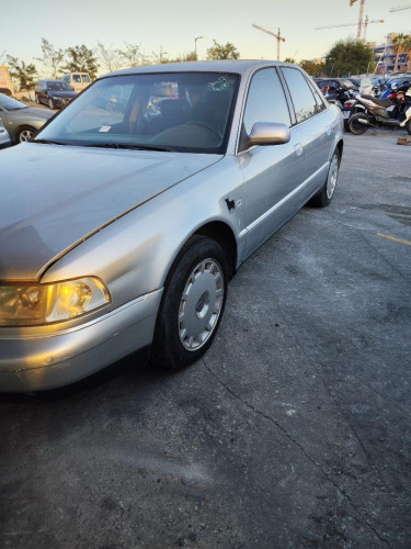  AUDI A8 (D2) 