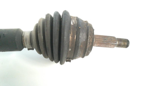  TRANSMISION DELANTERA IZQUIERDA 