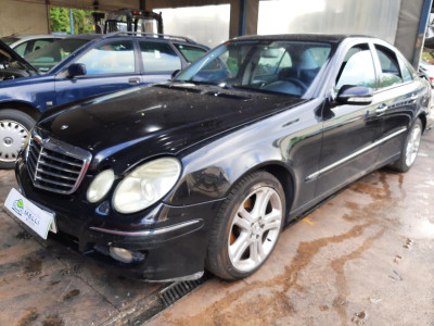 MERCEDES-BENZ CLASE E (BM 211) BERLINA