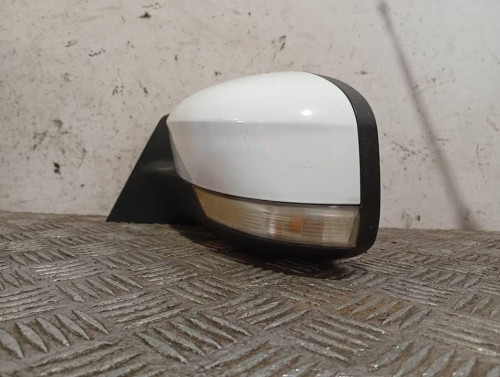 RETROVISOR IZQUIERDO 