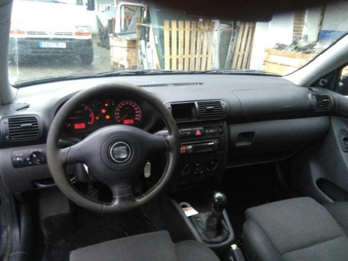  SEAT LEON (1M1) 