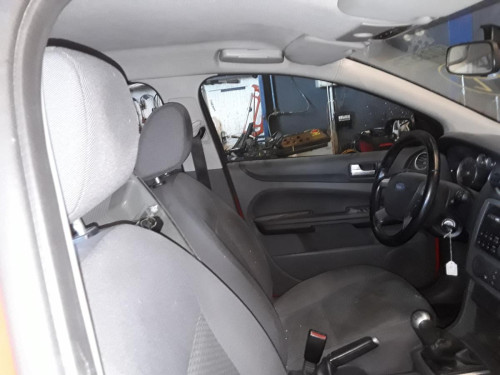  FORD FOCUS BERLINA (CAP) 