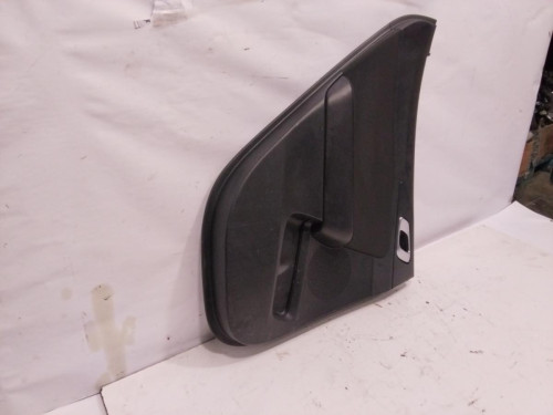 GUARNECIDO PUERTA TRASERA IZQUIERDA Kia XCEED 