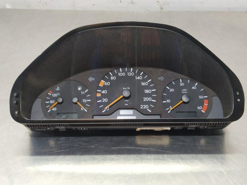  CUADRO INSTRUMENTOS MERCEDES-BENZ CLASE C (BM 202) BERLINA 