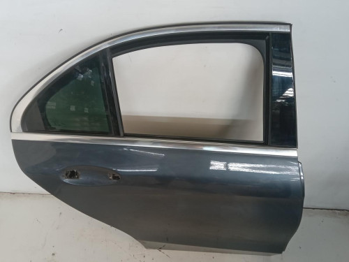PUERTA TRASERA DERECHA MERCEDES-BENZ CLASE C (BM 205) BERLINA 