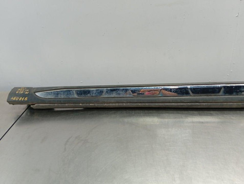  FALDON LATERAL MERCEDES-BENZ CLASE GLA (BM 156) 