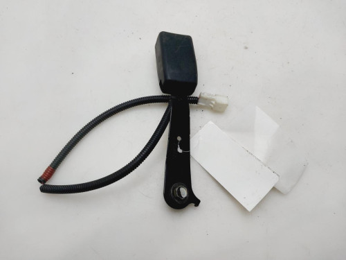 ENGANCHE CINTURON DELANTERO DERECHO Honda CIVIC 5 PUERTAS (FK) 