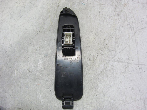  MANDO ELEVALUNAS DELANTERO IZQUIERDO TOYOTA 