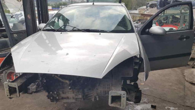FORD FOCUS BERLINA (CAK)
